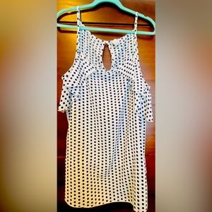 Women’s Boutique Banabee White/ Navy Polka Dot Blouse 3x super cute